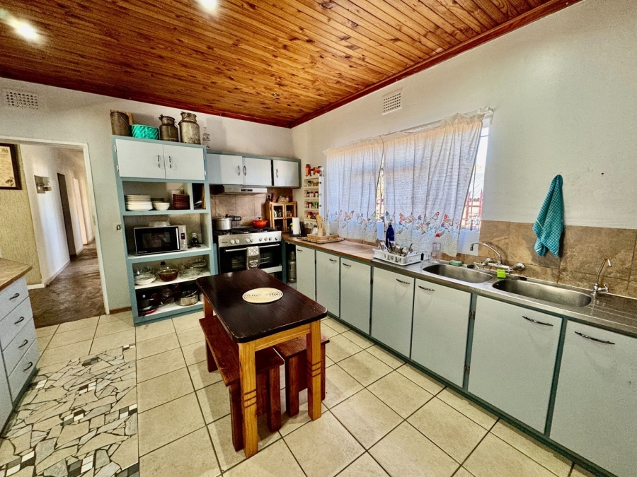 5 Bedroom Property for Sale in Potchefstroom North West